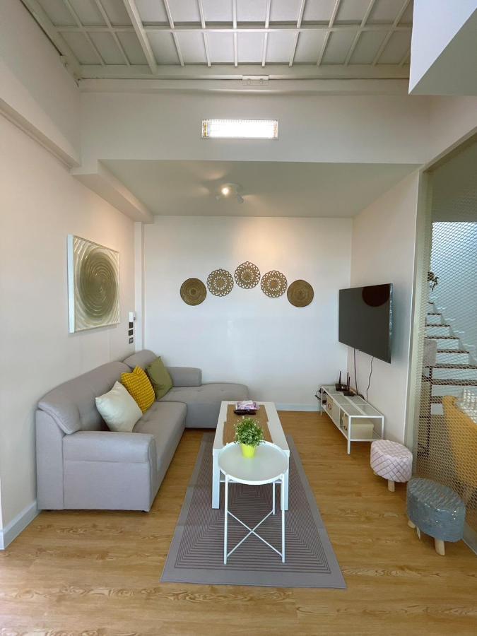 Anna Home@Lat Krabang Бангкок Экстерьер фото