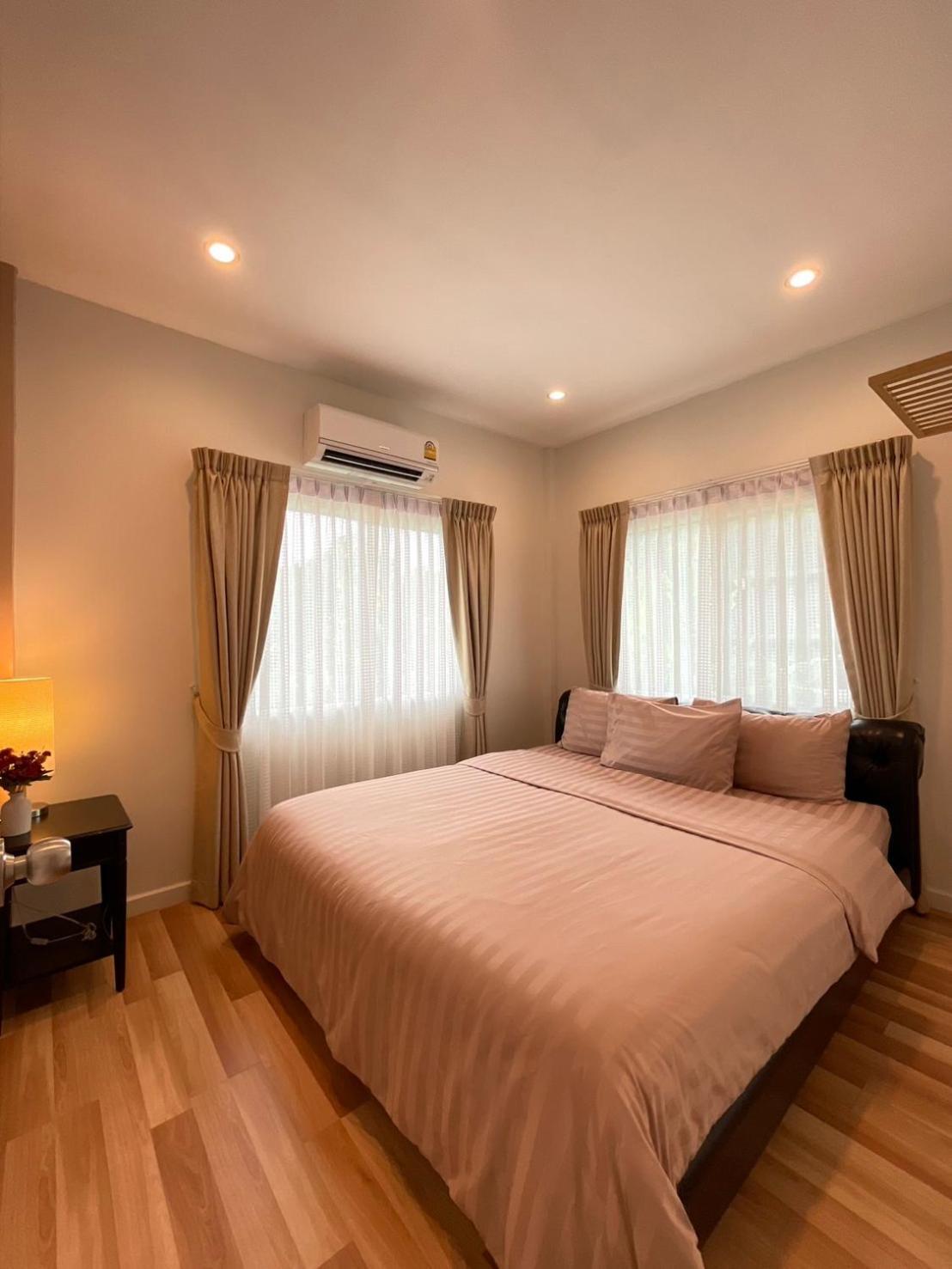 Anna Home@Lat Krabang Бангкок Экстерьер фото