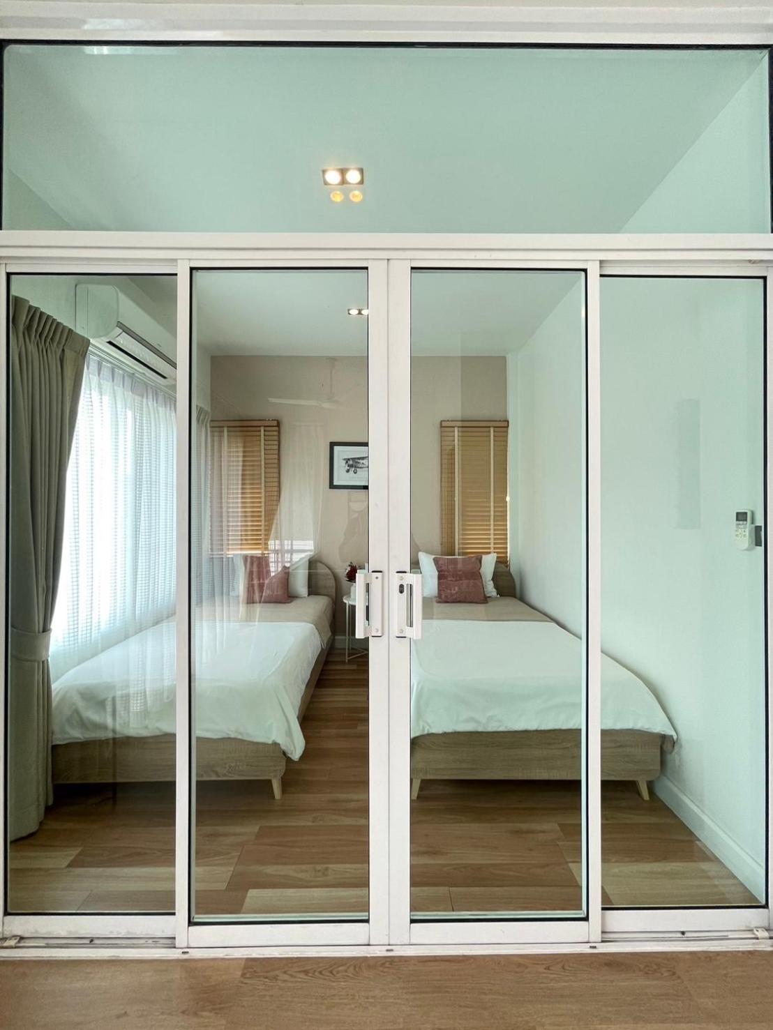 Anna Home@Lat Krabang Бангкок Экстерьер фото