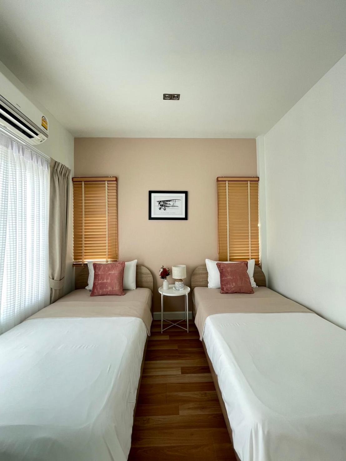 Anna Home@Lat Krabang Бангкок Экстерьер фото